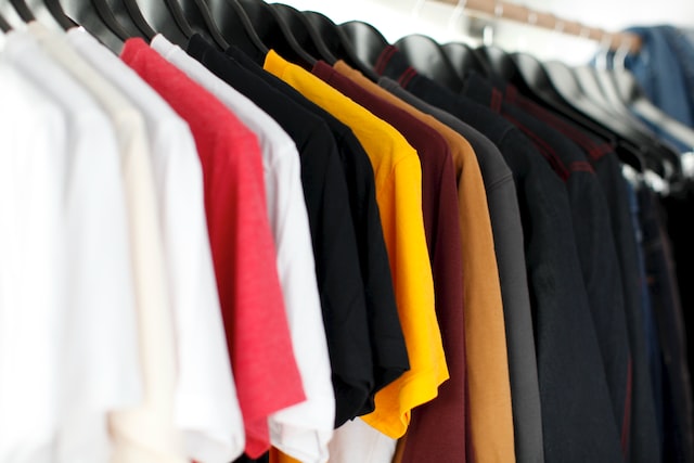 How to start a clothing rental business?
